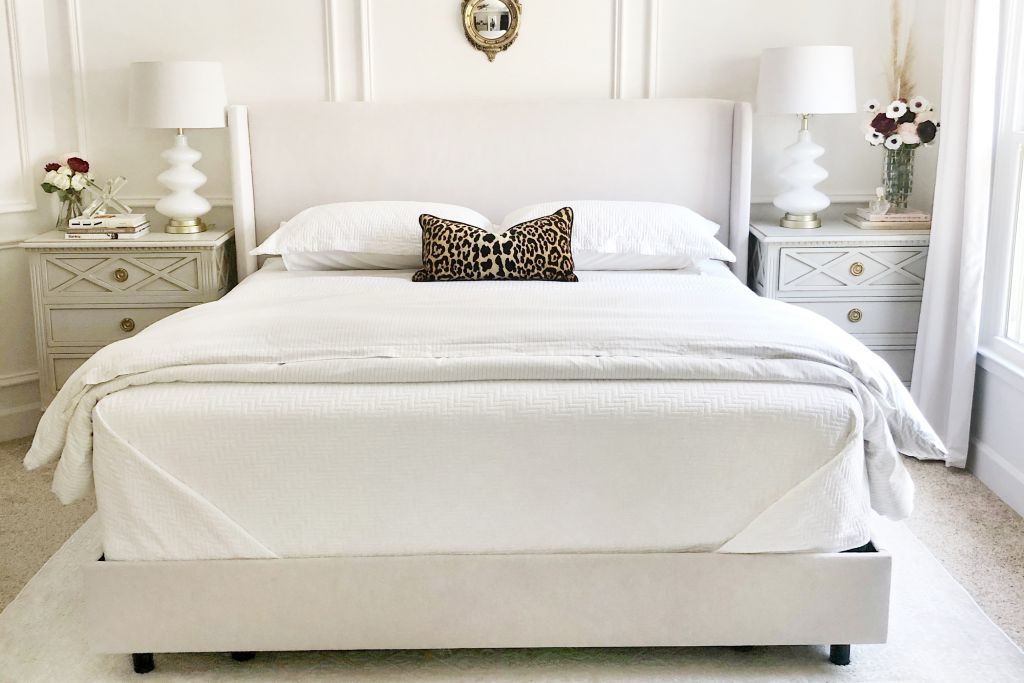 Bedroom of House 106 in Hambleton