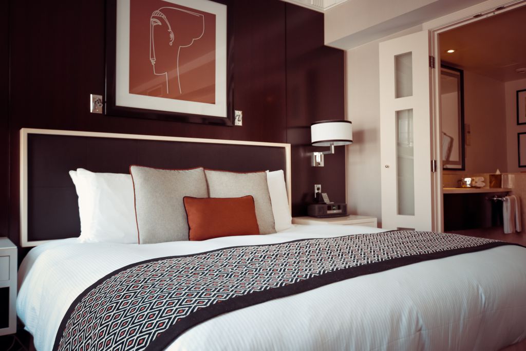 Bedroom of House 147 in North Isles
